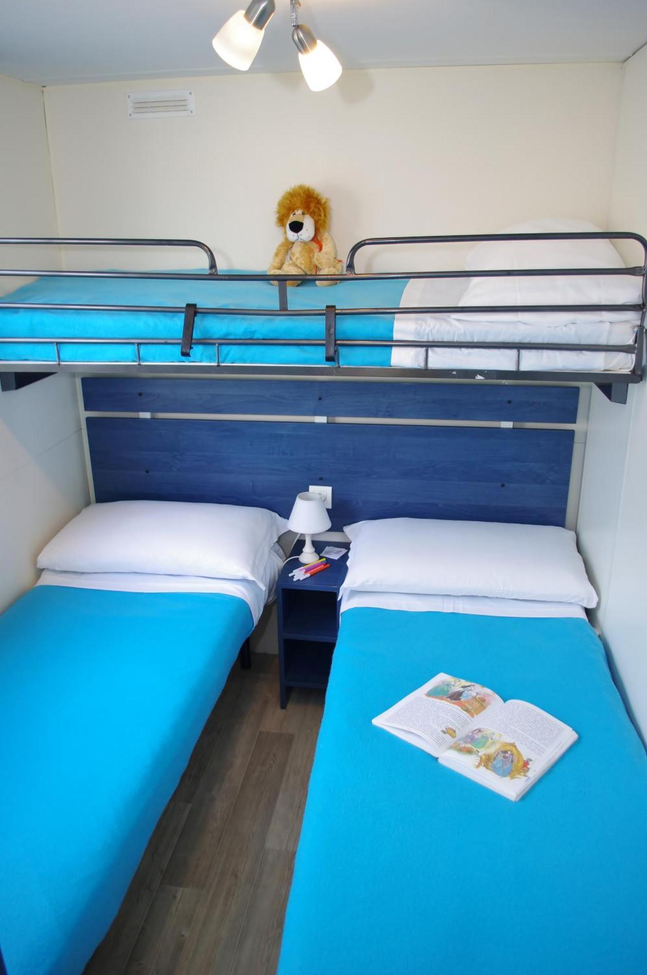Happy Camp Mobile Homes In Camping Village Baia Paradiso Badesi Exterior photo